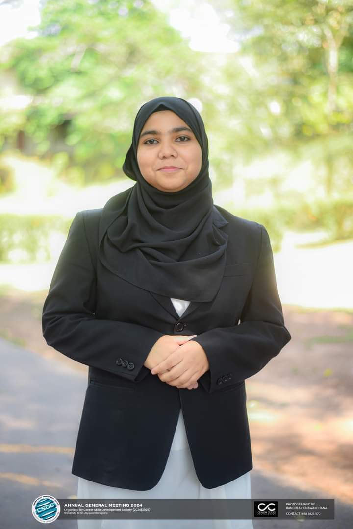 Aaysha S - Chemistry and Biology tutor