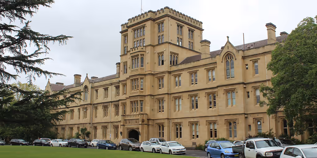 University of Divinity – University Guide for GCC and Southeast Asian Students