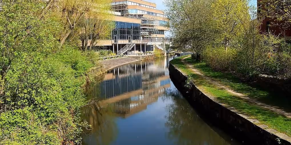 University of Huddersfield – University Guide for GCC and Southeast Asian Students
